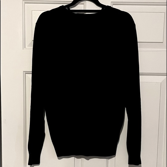 EUC~A.E. Men’s V-Neck Sweater - Picture 2 of 3